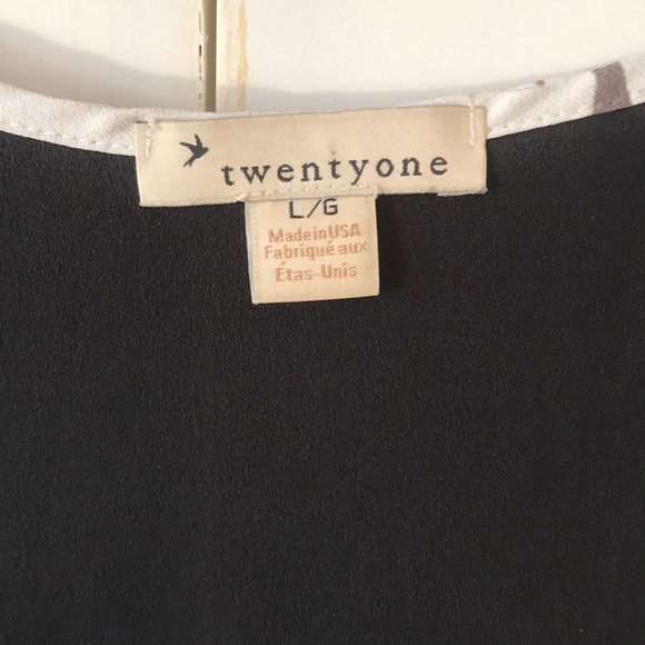 Forever 21 Tank Size L - Picture 2 of 7